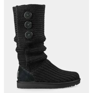 UGG Classic Cardy Boot in Black Size 8
